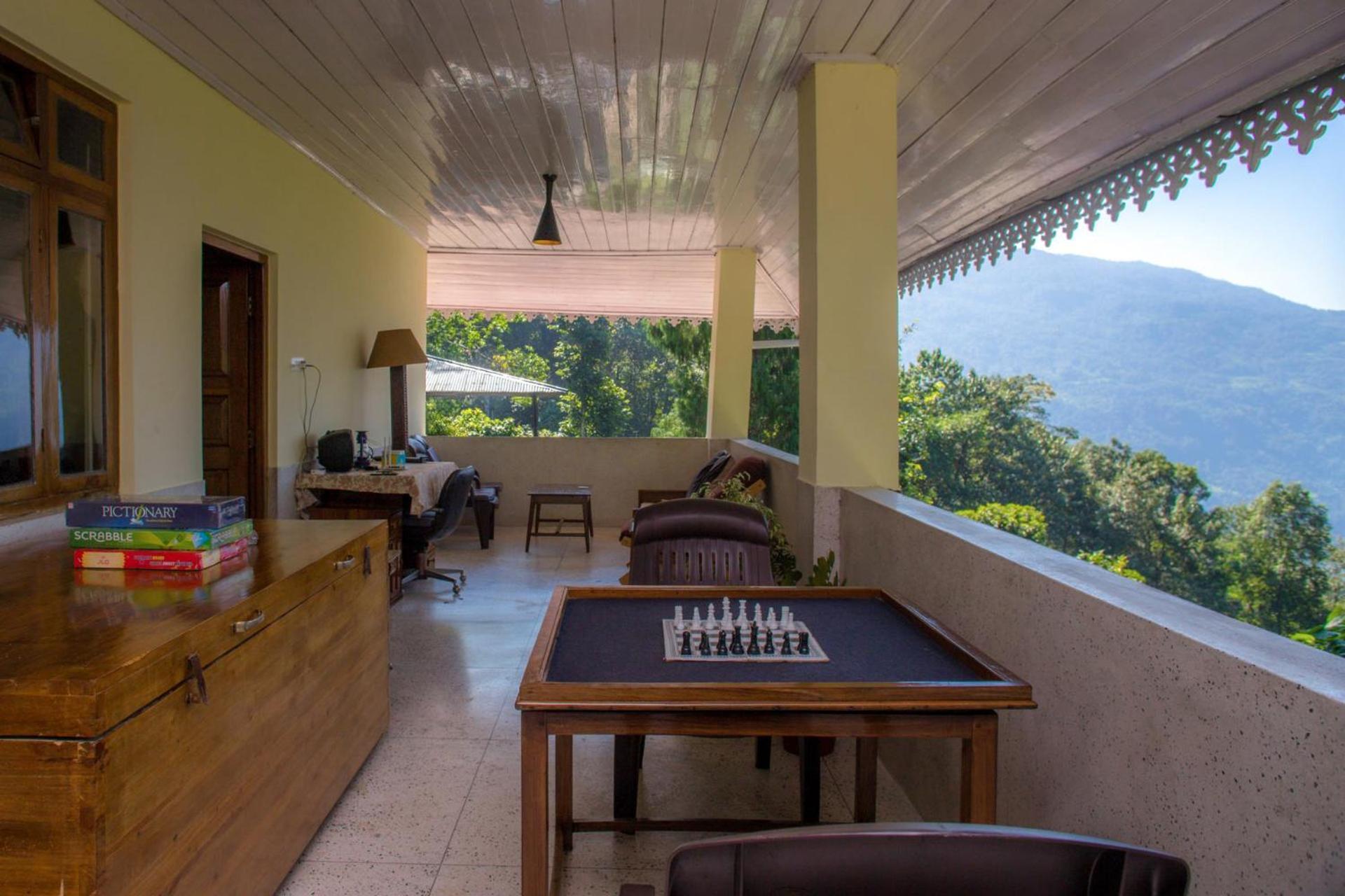 La Ipsing Farm By Stayvista - 3 Bhk Villa With Balcony, Mountain View, Indoor Games, And Pet Friendly Samdong Eksteriør bilde